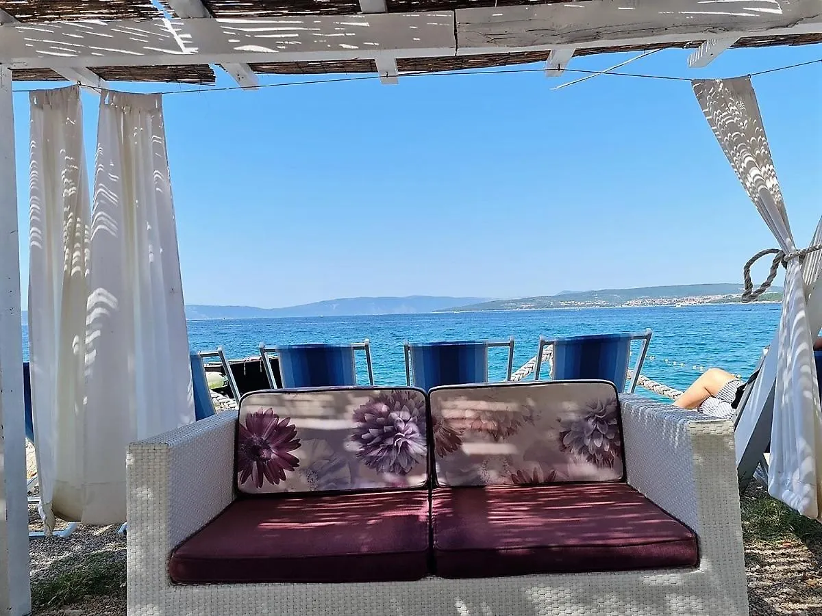 Island Stone Punat Apartment
