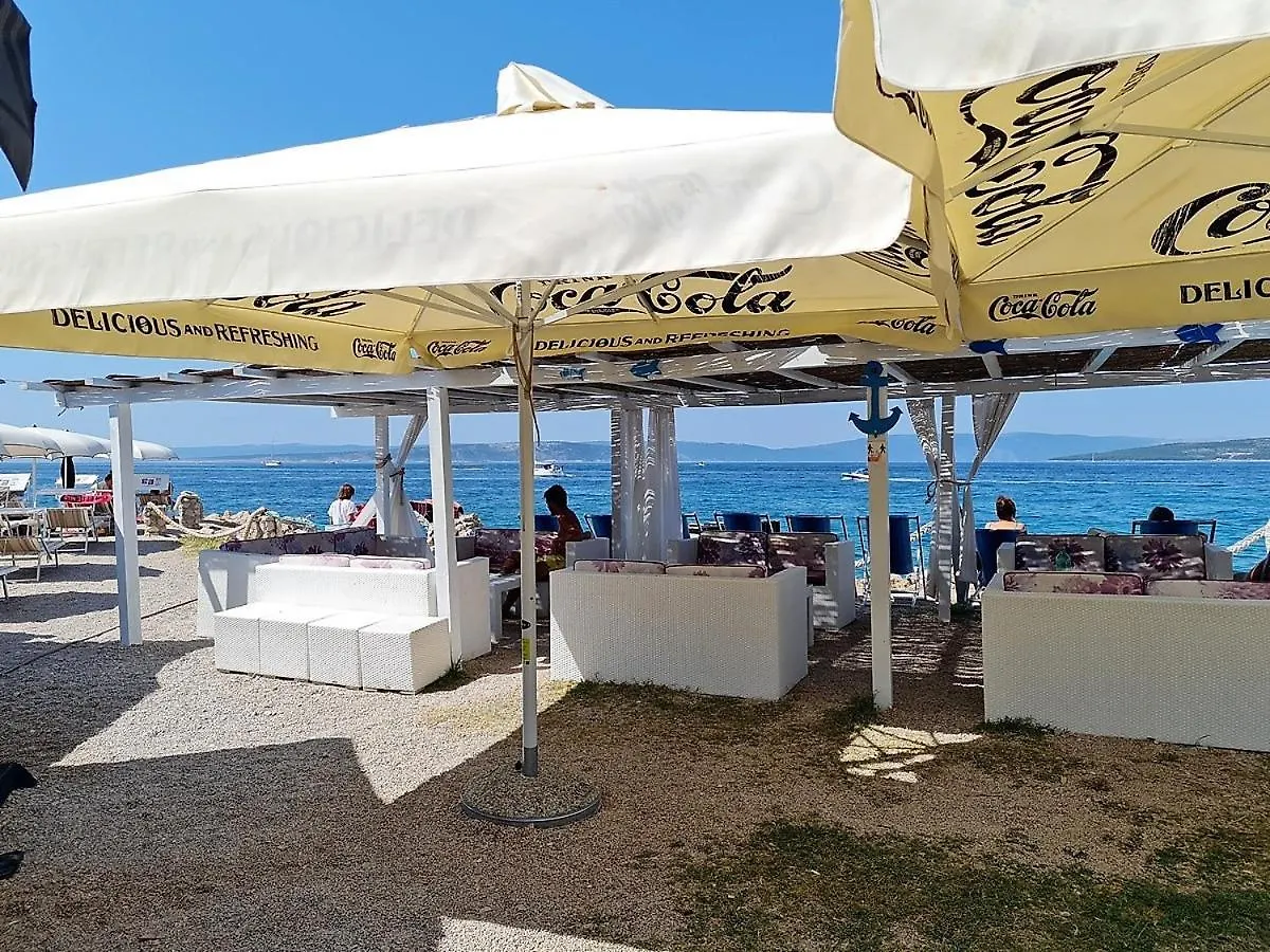 Island Stone Punat Apartment 0*,