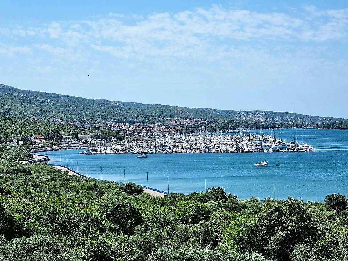 Island Stone Punat Apartment