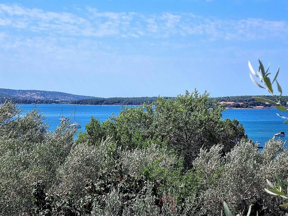 Island Stone Punat Apartment