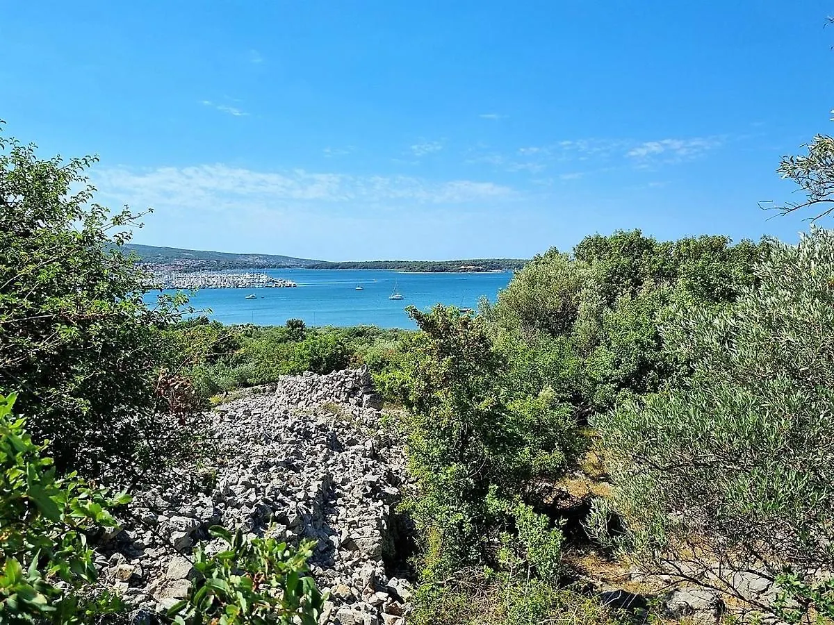 Island Stone Punat Apartment 0*,